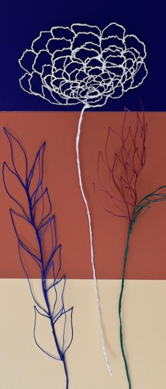 VTwonen vase + 5 flowers