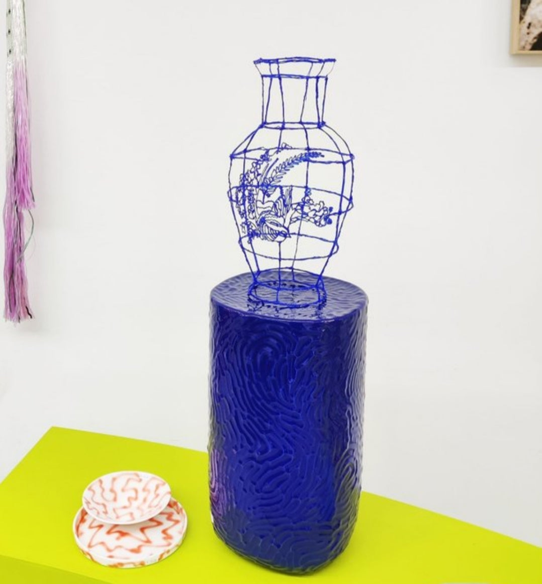 Vase with flowers - Blue