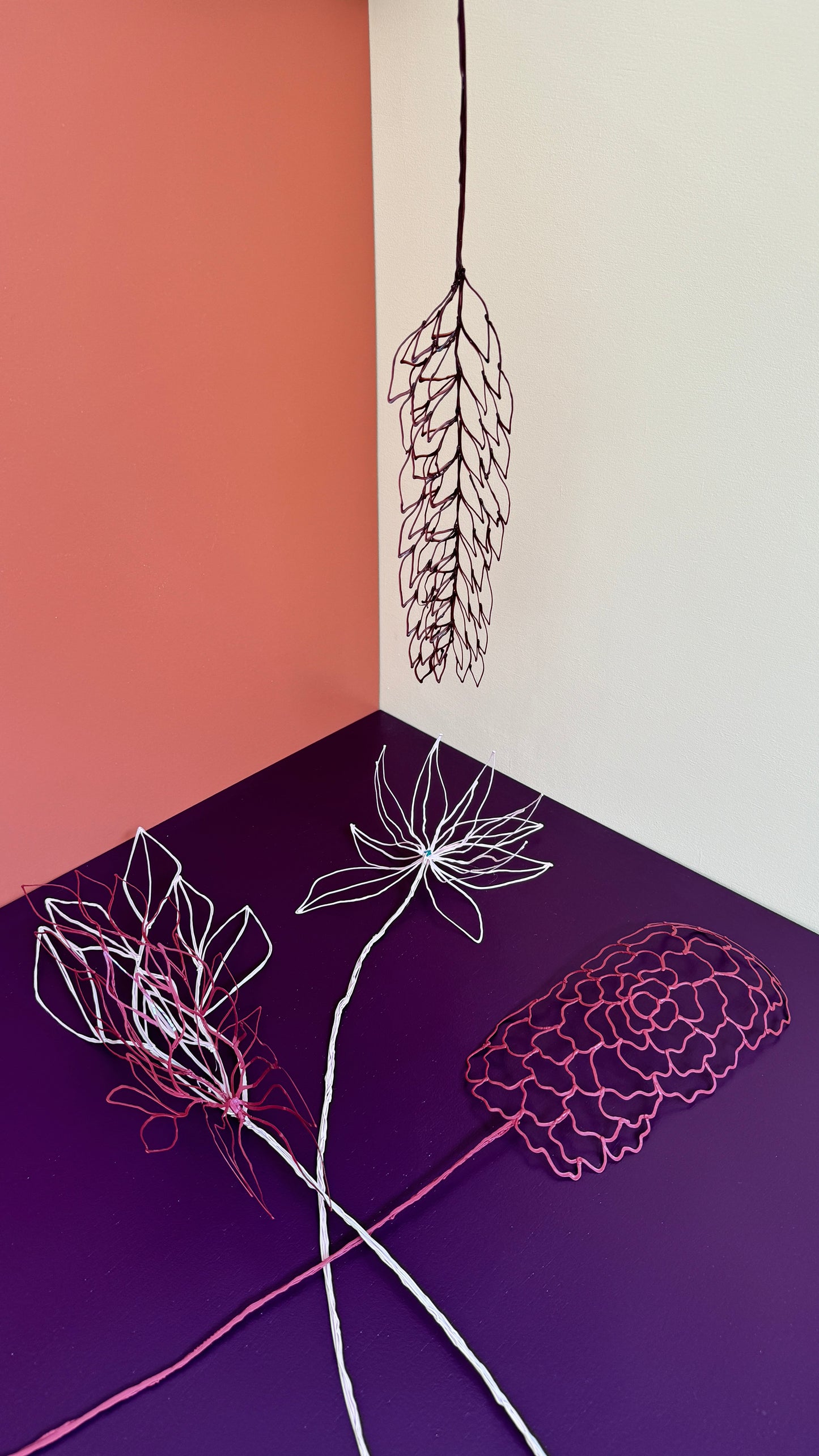 Brown flower + light pink/brown flower + Brown leaves + light pink flower