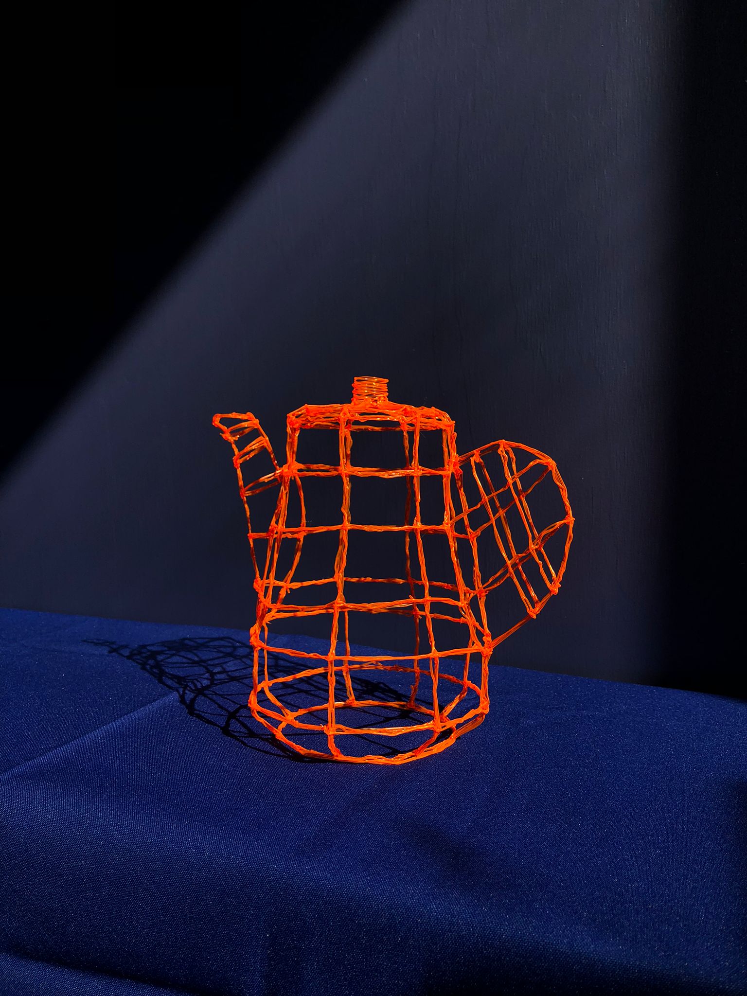 SHOWUP | Teapot | Neon orange